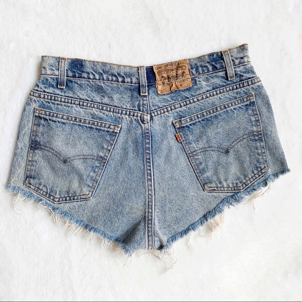 Vintage Levi’s Orange Tab High Waist Distressed Cutoff 517 Jean Shorts Sz 30